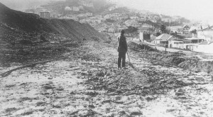 Members of the public helped search for missing woman Phyllis Symons at the site of the Mt Victoria tunnel construction in 1930